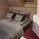 Goscinne Kacper Blisko Gondoli-sauna-jacuzzi-grill-klimatyzacja Séjour chez l'habitant