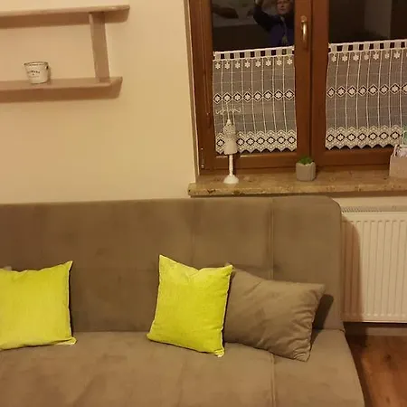 Goscinne Kacper Blisko Gondoli-sauna-jacuzzi-grill-klimatyzacja Séjour chez l'habitant *