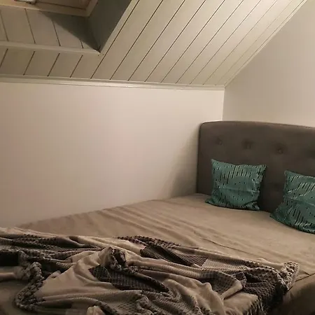 Goscinne Kacper Blisko Gondoli - Sauna Habitación en casa particular Szczyrk